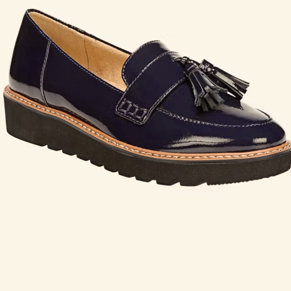 Naturalizer Navy Patent Leather Flats with Tassels and Slight Platform
